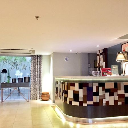 Almont City Hotel Butuan City Buitenkant foto