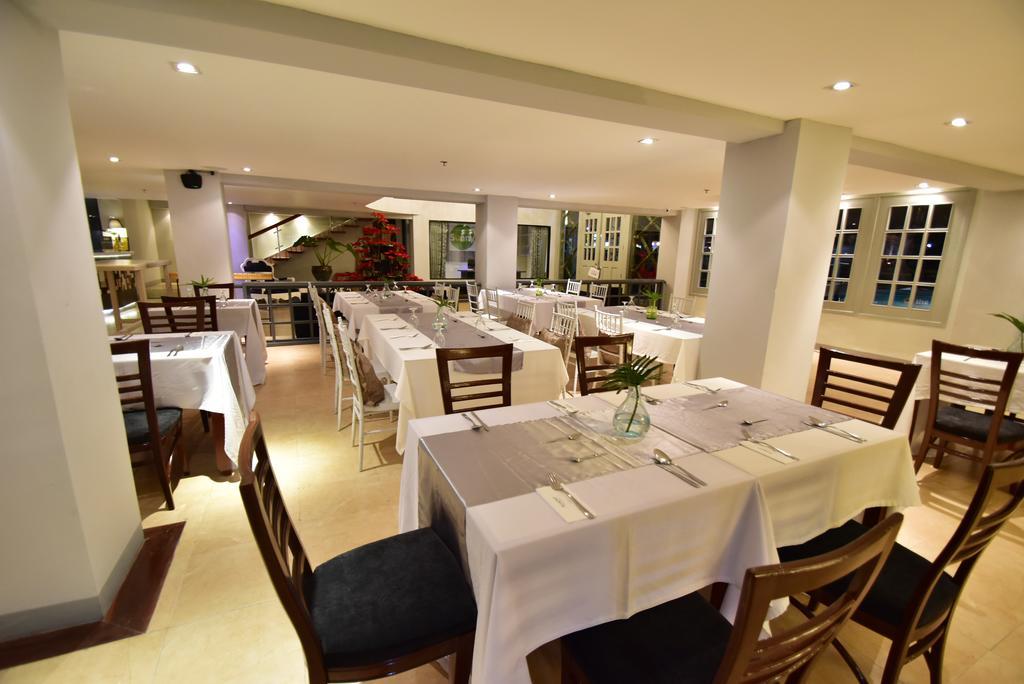 Almont City Hotel Butuan City Buitenkant foto